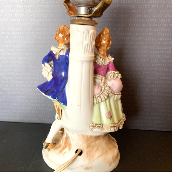 VTG COLONIAL LAMP LADY AND MAN VANITY BOUDOIR - Picture 5 of 11
